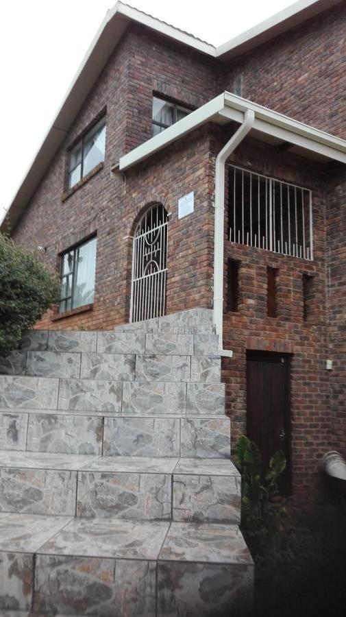 Hamba Kancane Ma-Africa Guest House Graskop Exterior foto